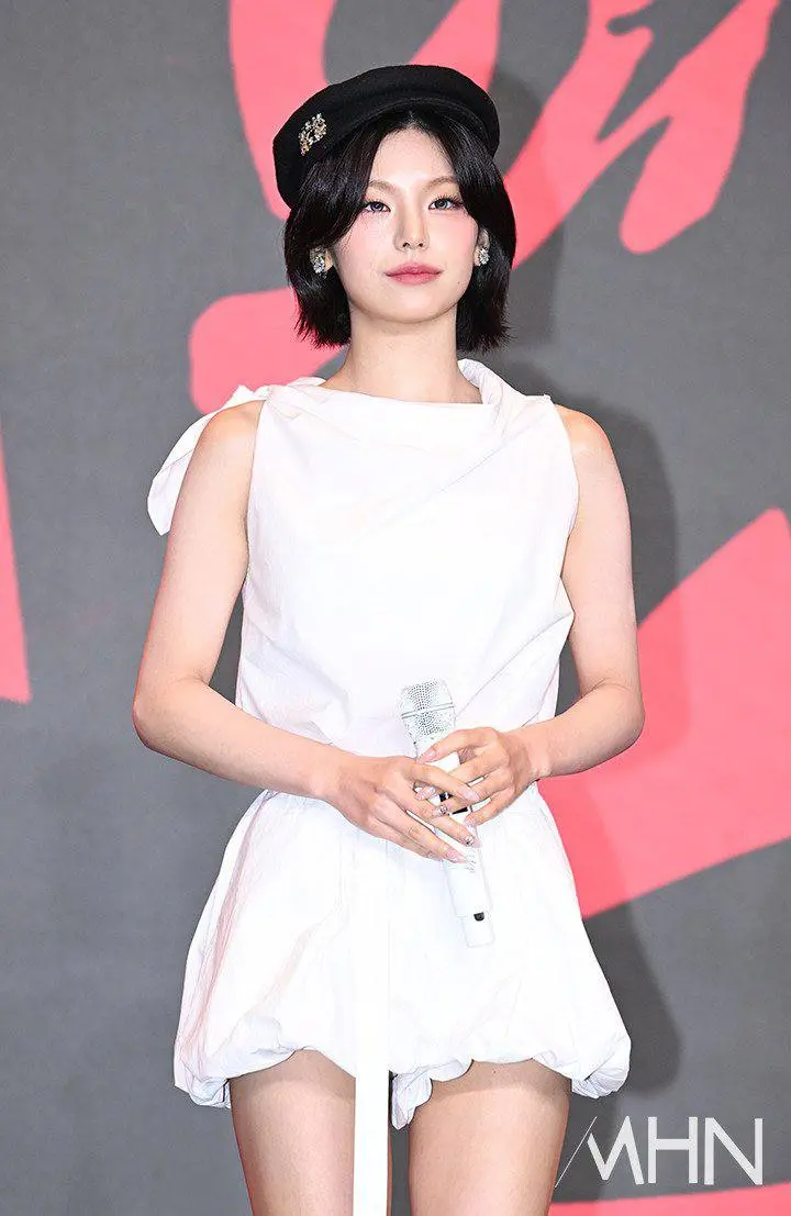 шоукейс десятого мини-альбома "GWBG"