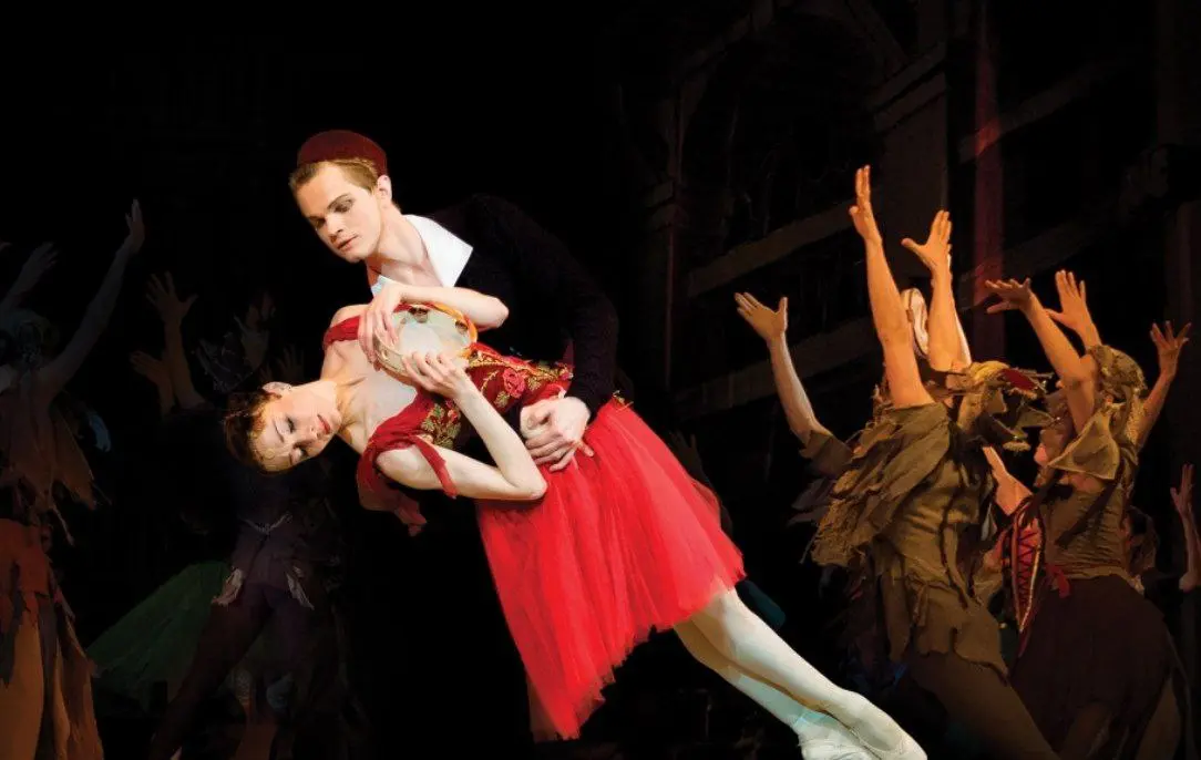 Балет 'Эсмеральда' в Государственном Кремлевском дворце