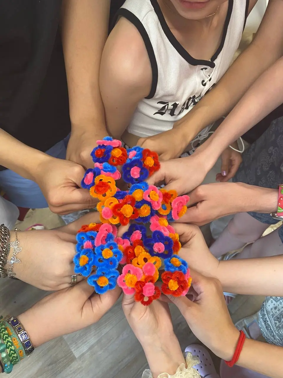 Мастер-класс «Цветы из синельной проволоки»