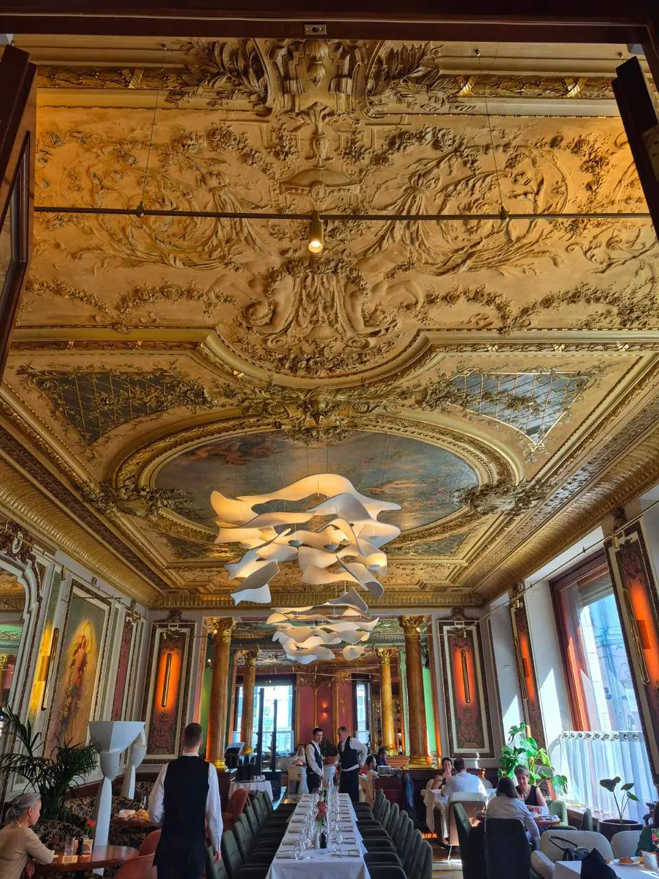 ПРЕМЬЕРА - МОСКВА ГОСТЕПРИИМНАЯ - УНИКАЛЬНАЯ АВТОРСКАЯ ЛЕКЦИОННО-ЭКСКУРСИОННАЯ ПРОГРАММА С БЛЕСТЯЩИМ ГИДОМ - ИСТОРИКОМ НИКИТОЙ БРУСИЛОВСКИМ