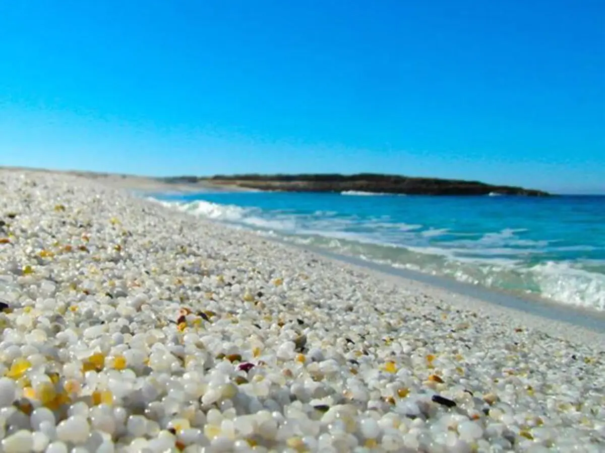 Открытие нового пляжа в "Сириусе" в День России в Сочи