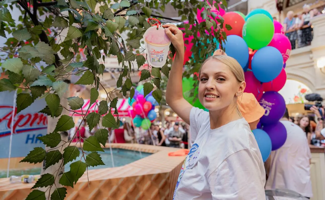 Выставка «Артек на все 100» в ГУМе