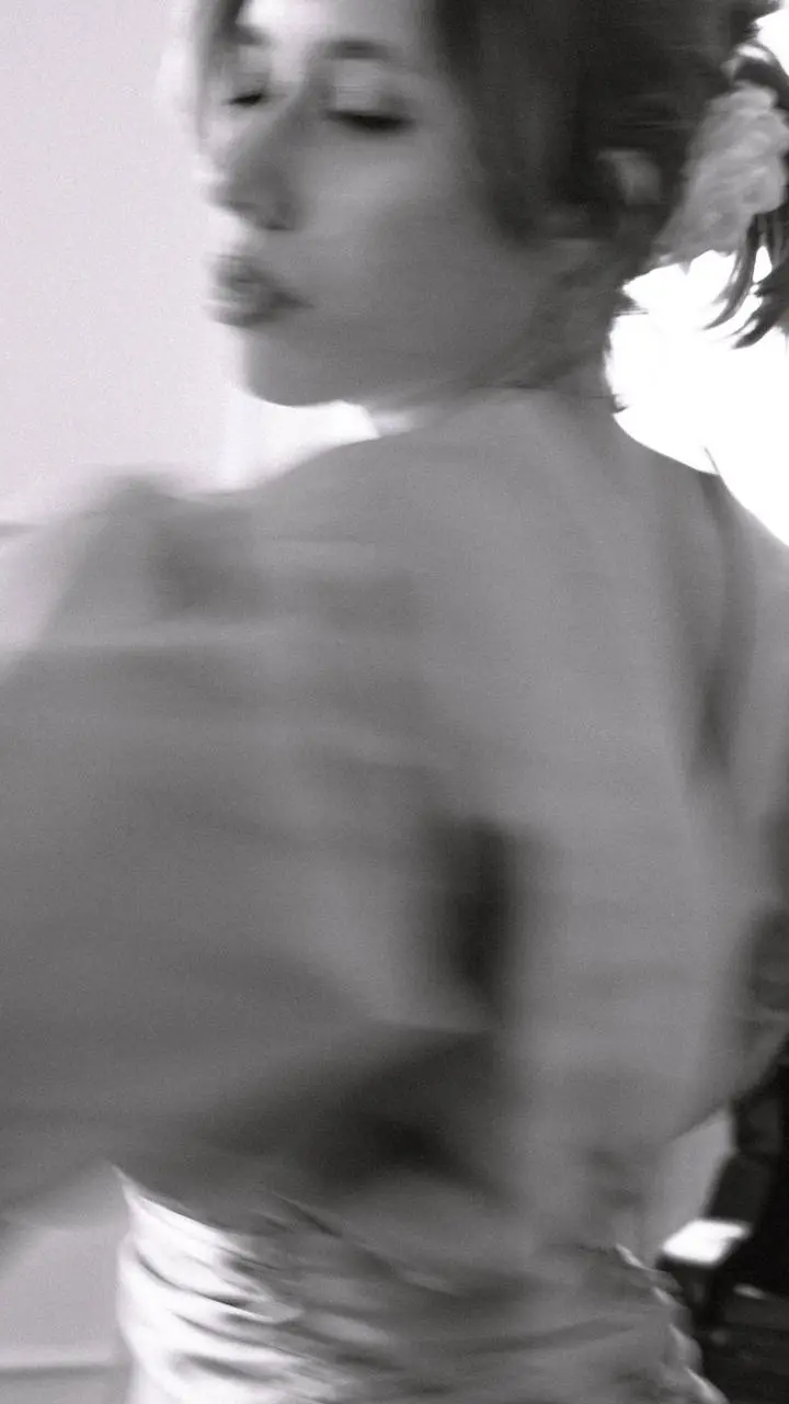 Вы когда-нибудь чувствовали, как история моды оживает в ваших руках?