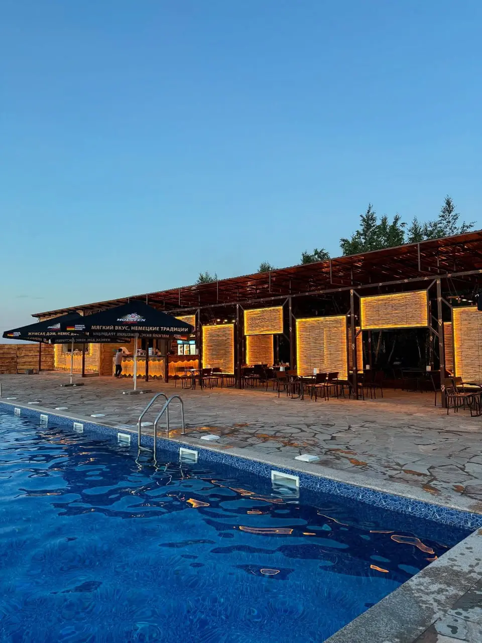 Открытый бассейн и парилка в Теньговке Ethno