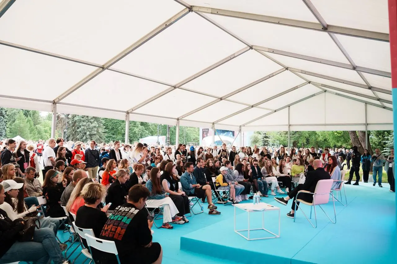 День России и фестиваль «Блогеры России»