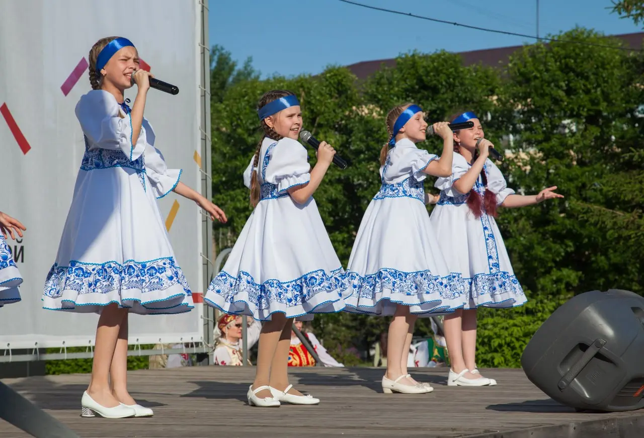 Концерт «Матушка Земля» ко Дню России