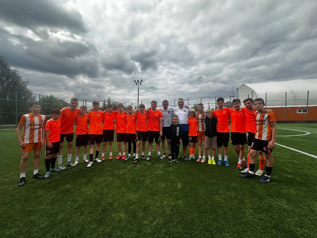 День рождения в кругу воспитанников, звезд футбола и «Динамо» Брянск