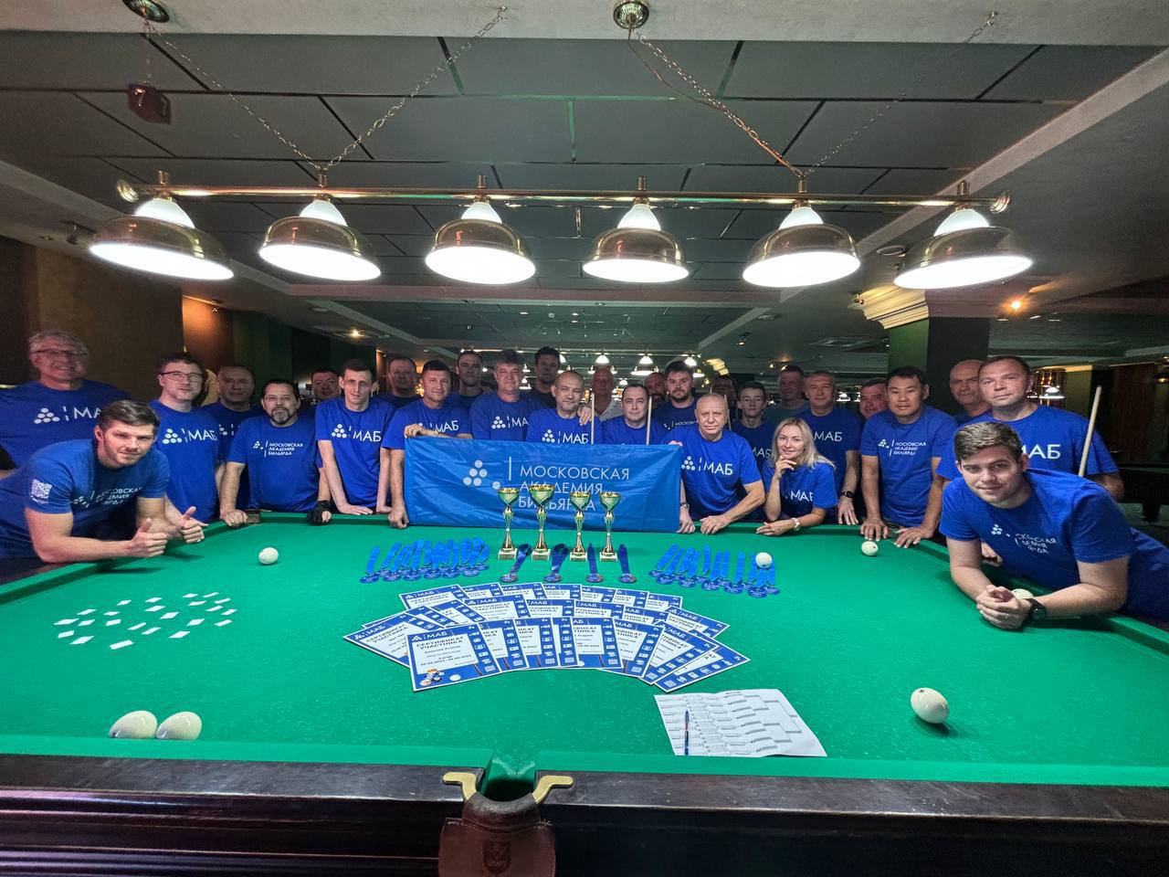 Рождественский бильярдный сбор