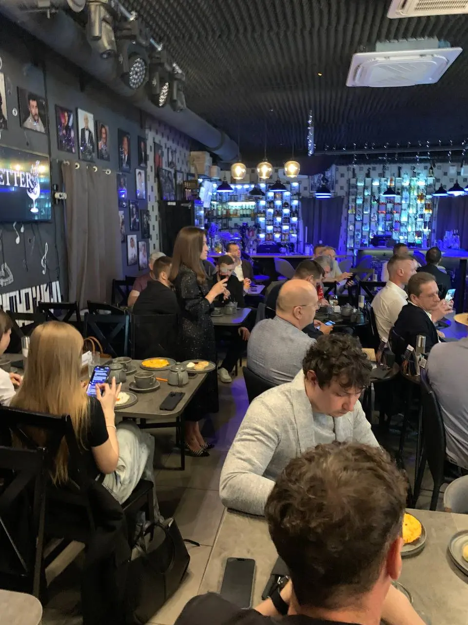 Профмитинги на Петровке: бизнес-завтрак 18 июня 2025 года и мероприятия 11 июня 2025 года