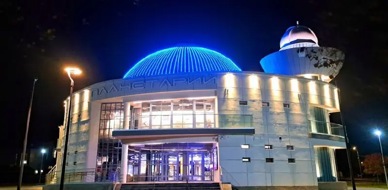 День России: световое шоу в Нижегородском планетарии