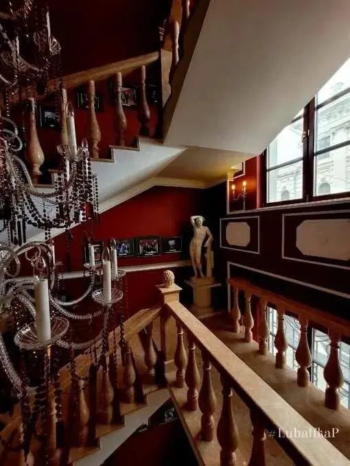 Разбираем билеты в красивейшую Государственную Галерею народного художника СССР - А. Шилова