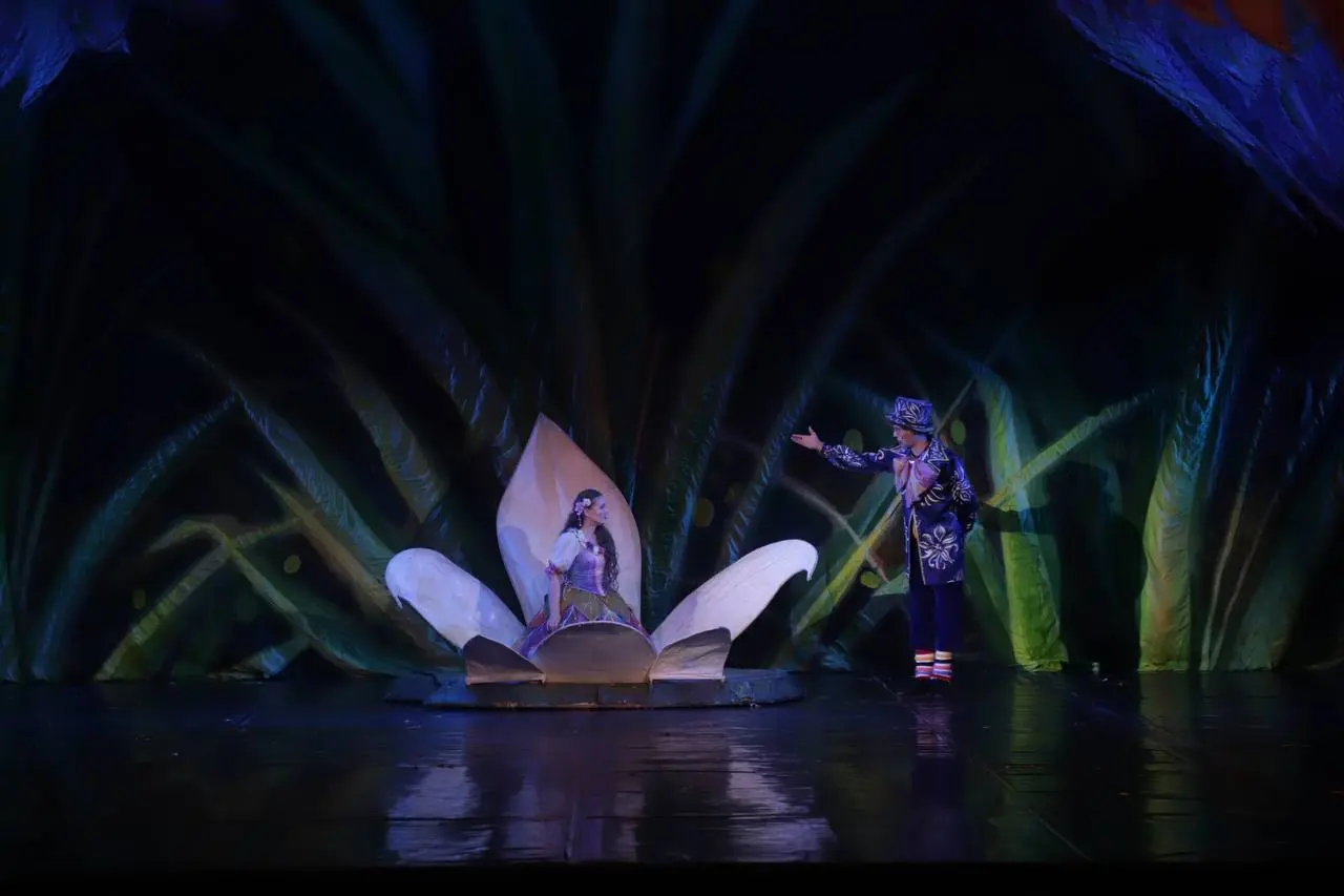 Дюймовочка, или чудесный полет