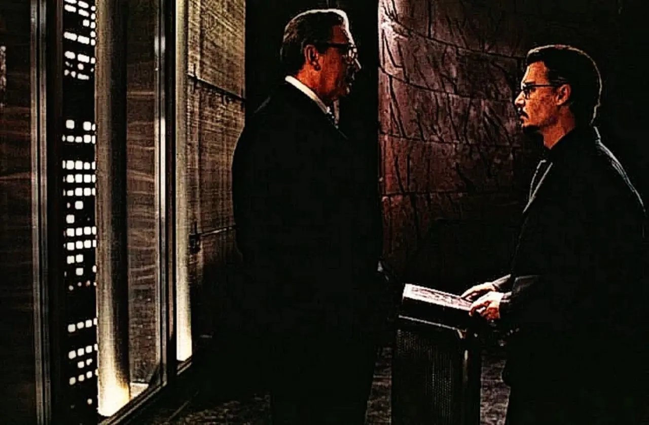 Смотрим и обсуждаем фэнтезийный детектив-триллер "Девятые врата" (14 июня, 16:00)