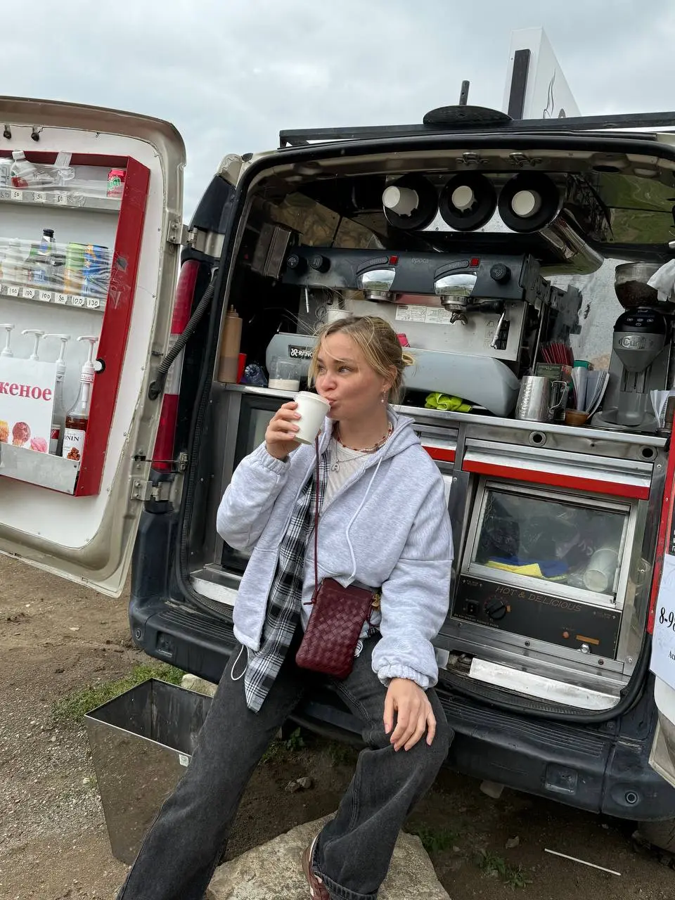 Поиграть в большой теннис на кортах у м. Горный институт