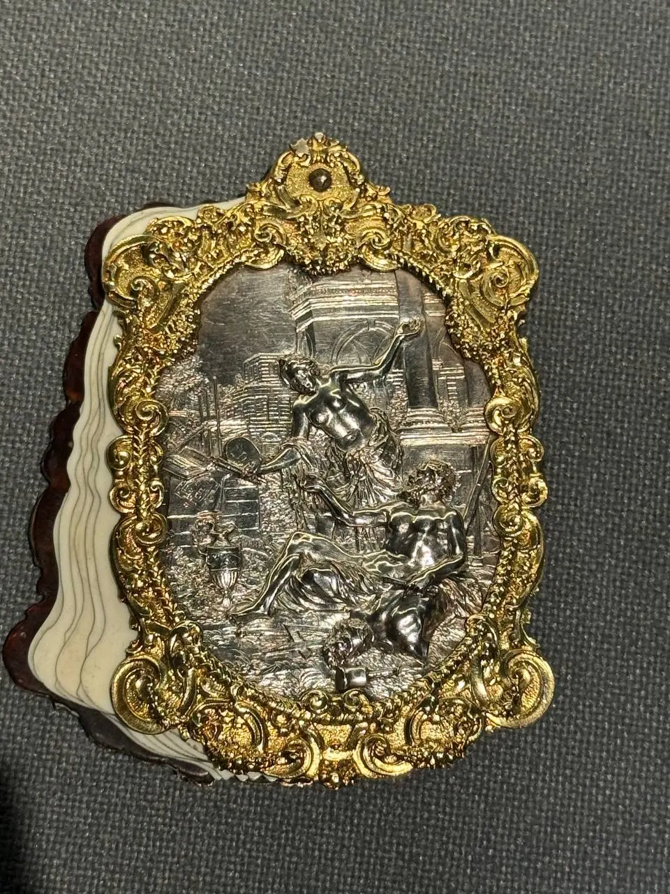 Последняя возможность увидеть шедевры западноевропейского художественного серебра XVI-XX вв. в Приморской картинной галерее