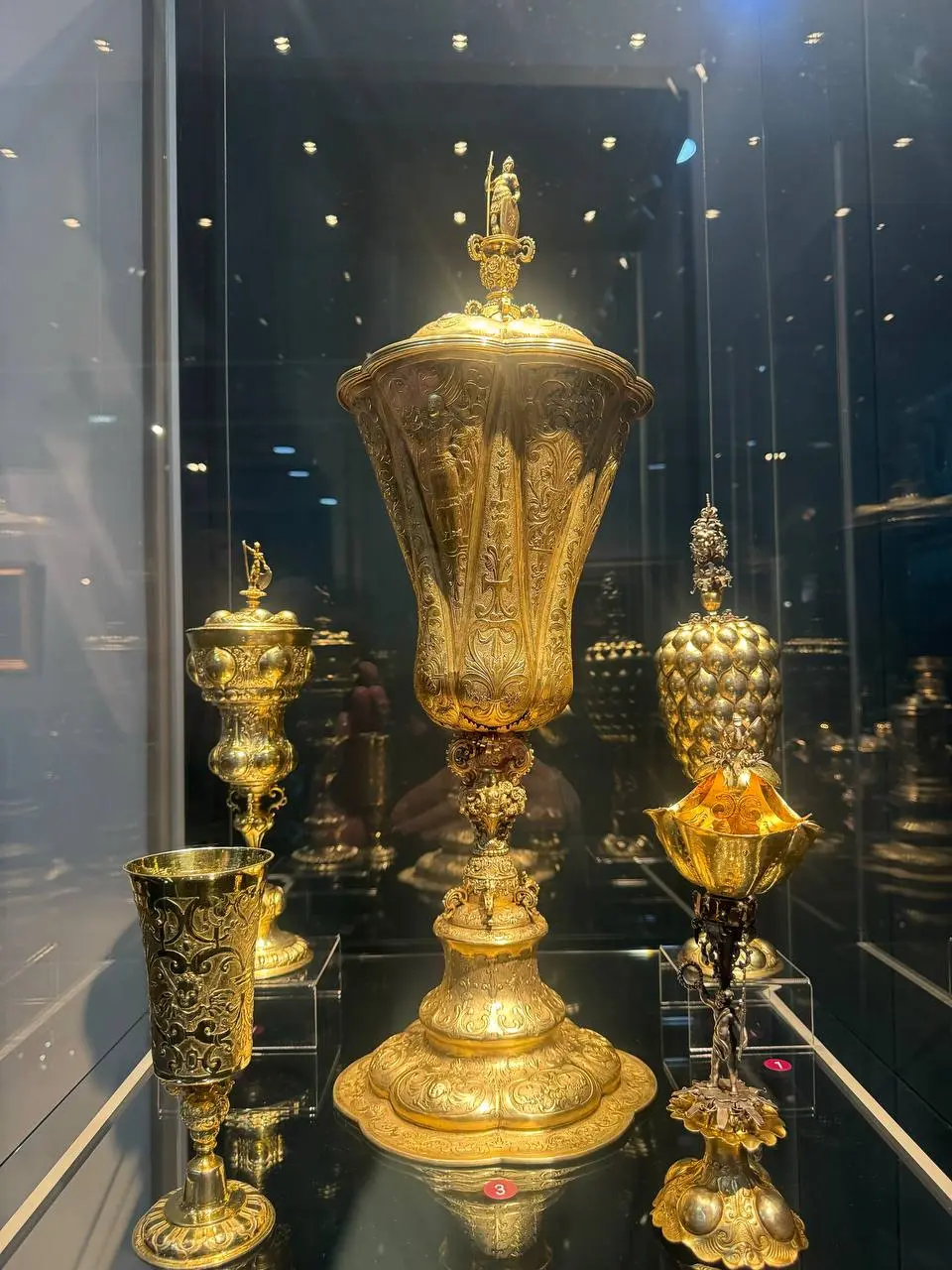 Последняя возможность увидеть шедевры западноевропейского художественного серебра XVI-XX вв. в Приморской картинной галерее