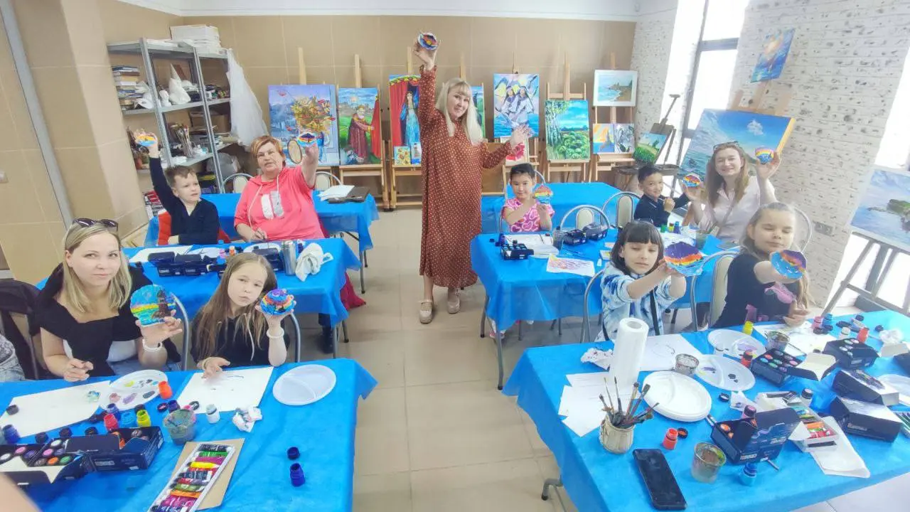 летние мастер-классы от сахалинских художников