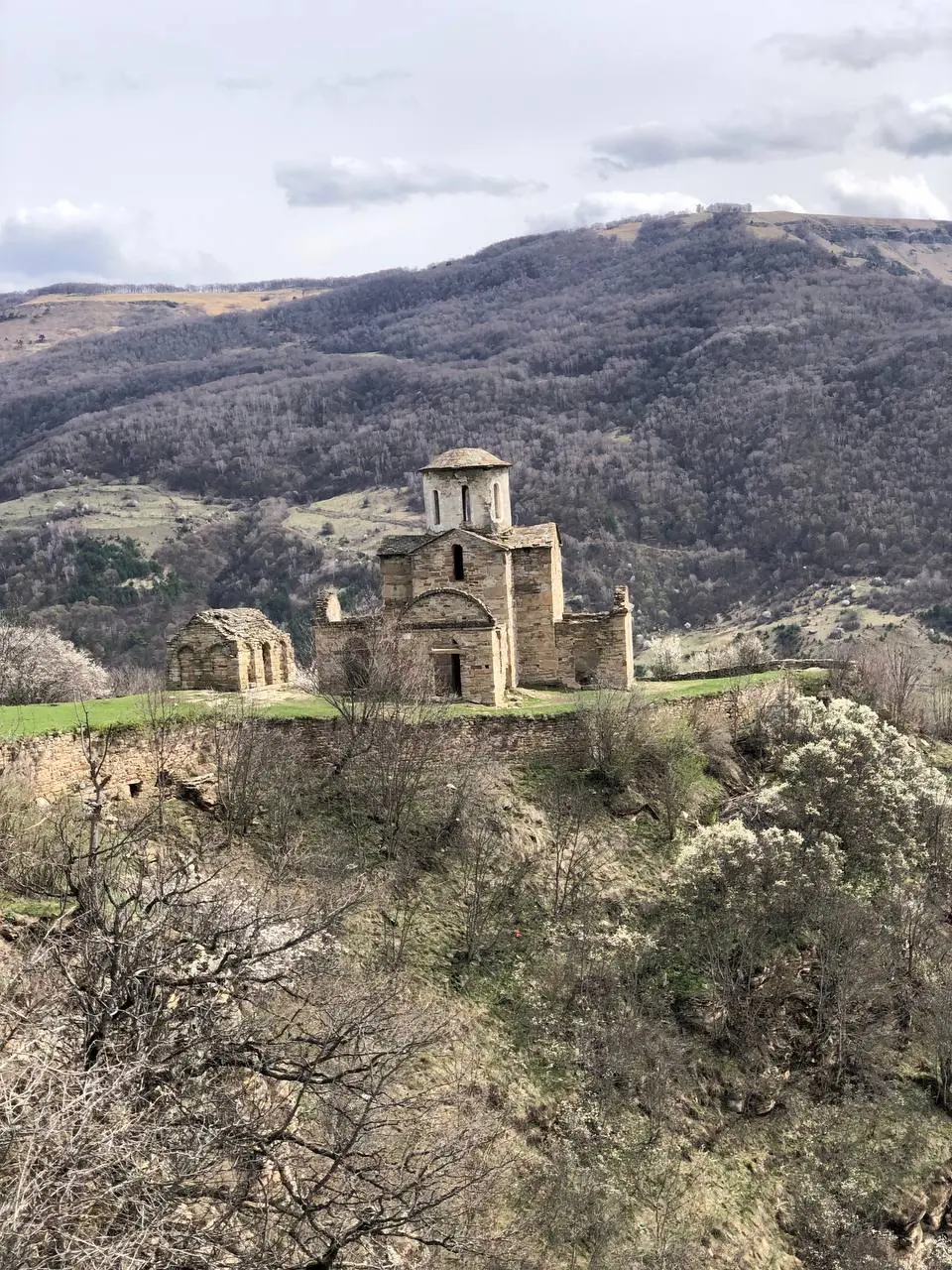 Экскурсия по самым красивым местам Карачаево-Черкессии