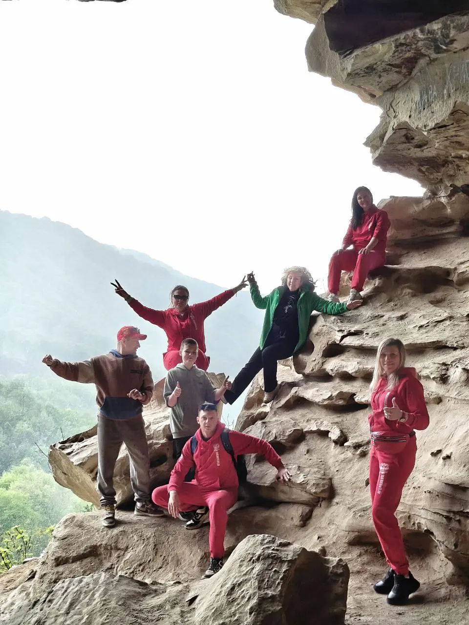 Экскурсия по маршрутам в Домбае