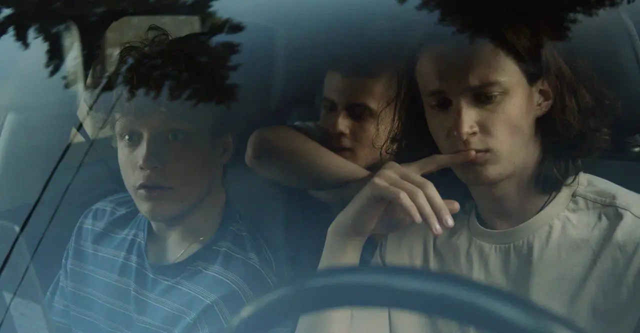 показ фильма «Ровесник» в киноклубе МАММ