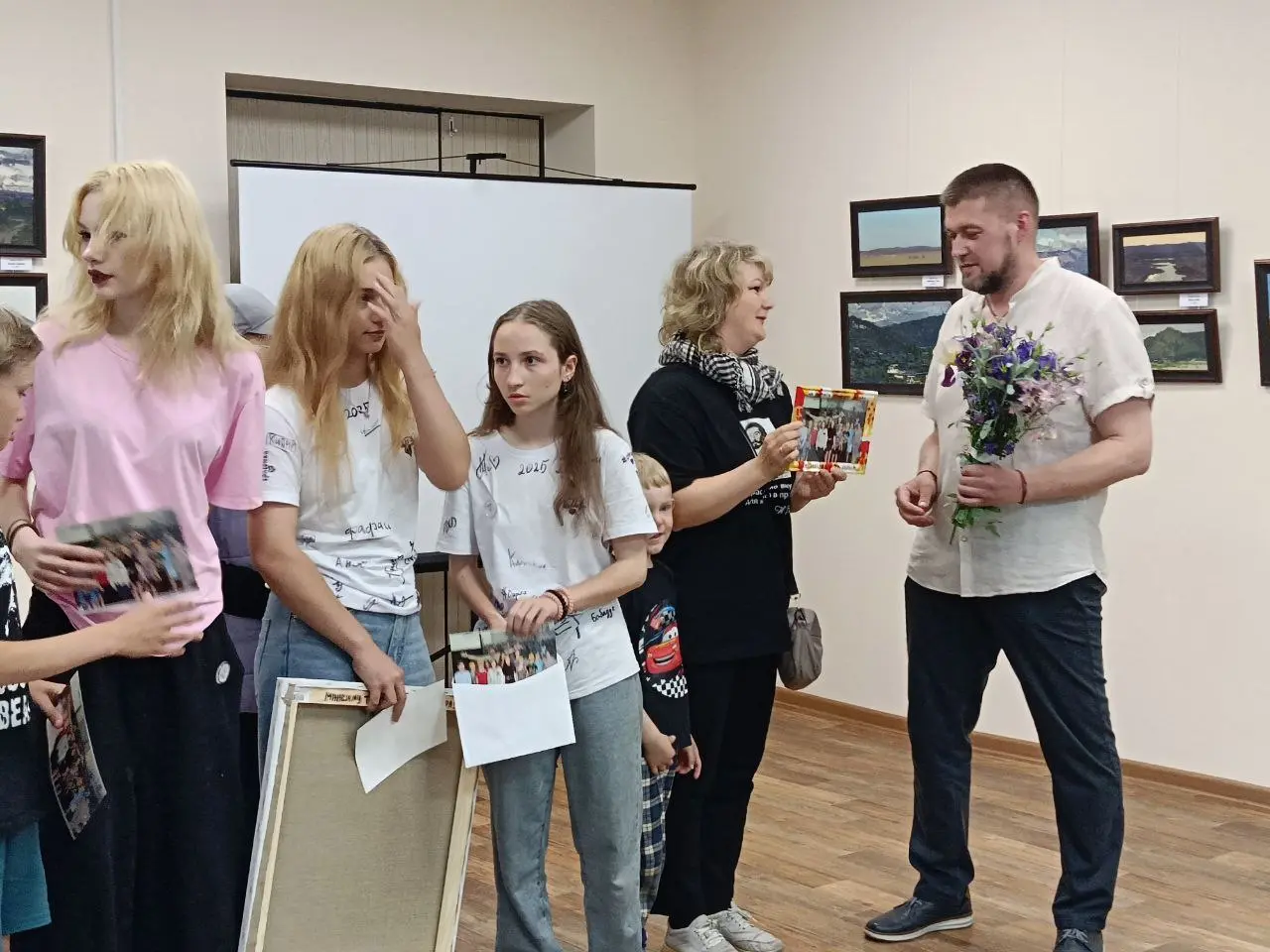 выставка Максима Титова "45-километр"