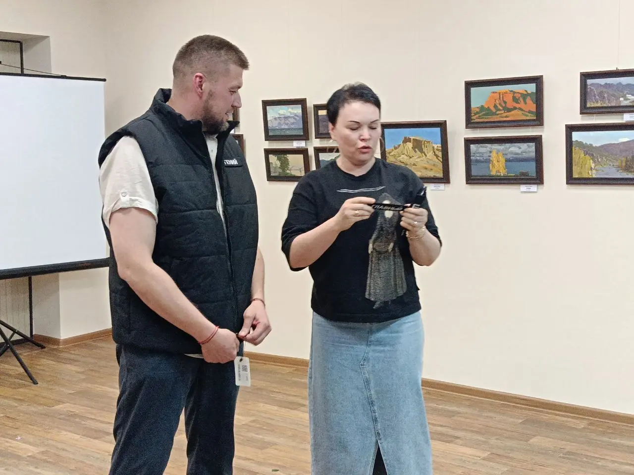 выставка Максима Титова "45-километр"