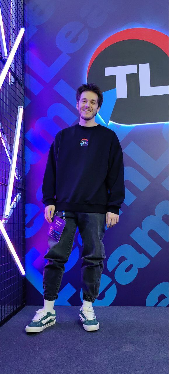 Получите крутой свитшот