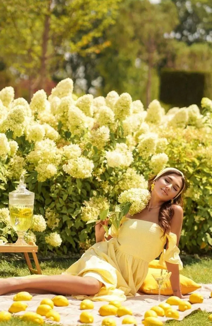 сочная фотосессия с лимоном