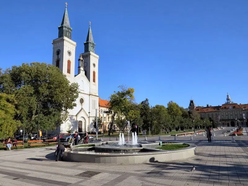 экскурсия на границе с Хорватией, Бачская крепость, Сомбор, Розовое озеро