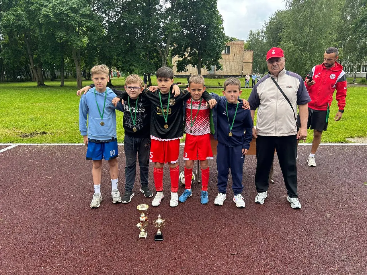 Награждение наших футболистов