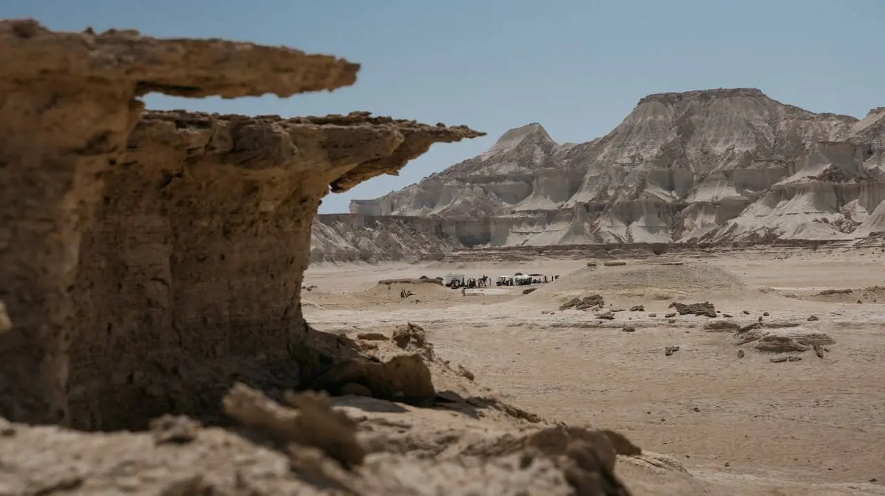 Фантастический сериал «ТРУДНО БЫТЬ БОГОМ»