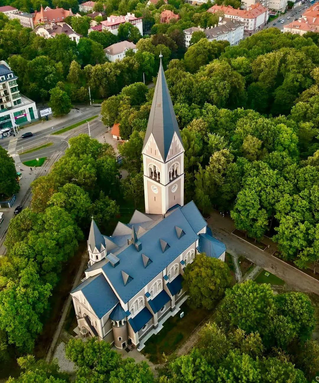 Увлекательные городские экскурсии в Калининграде