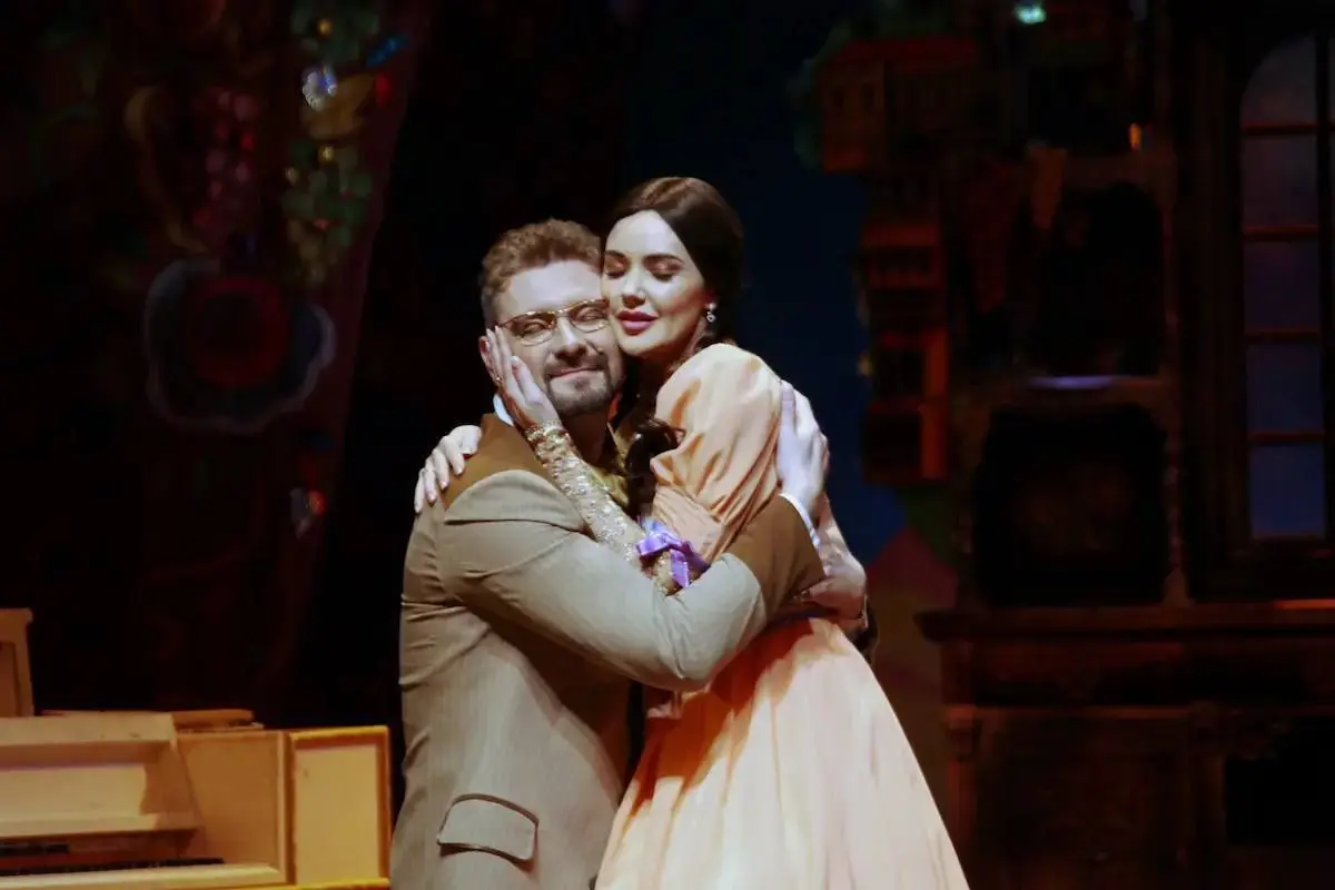 комедия-водевиль "Ханума"