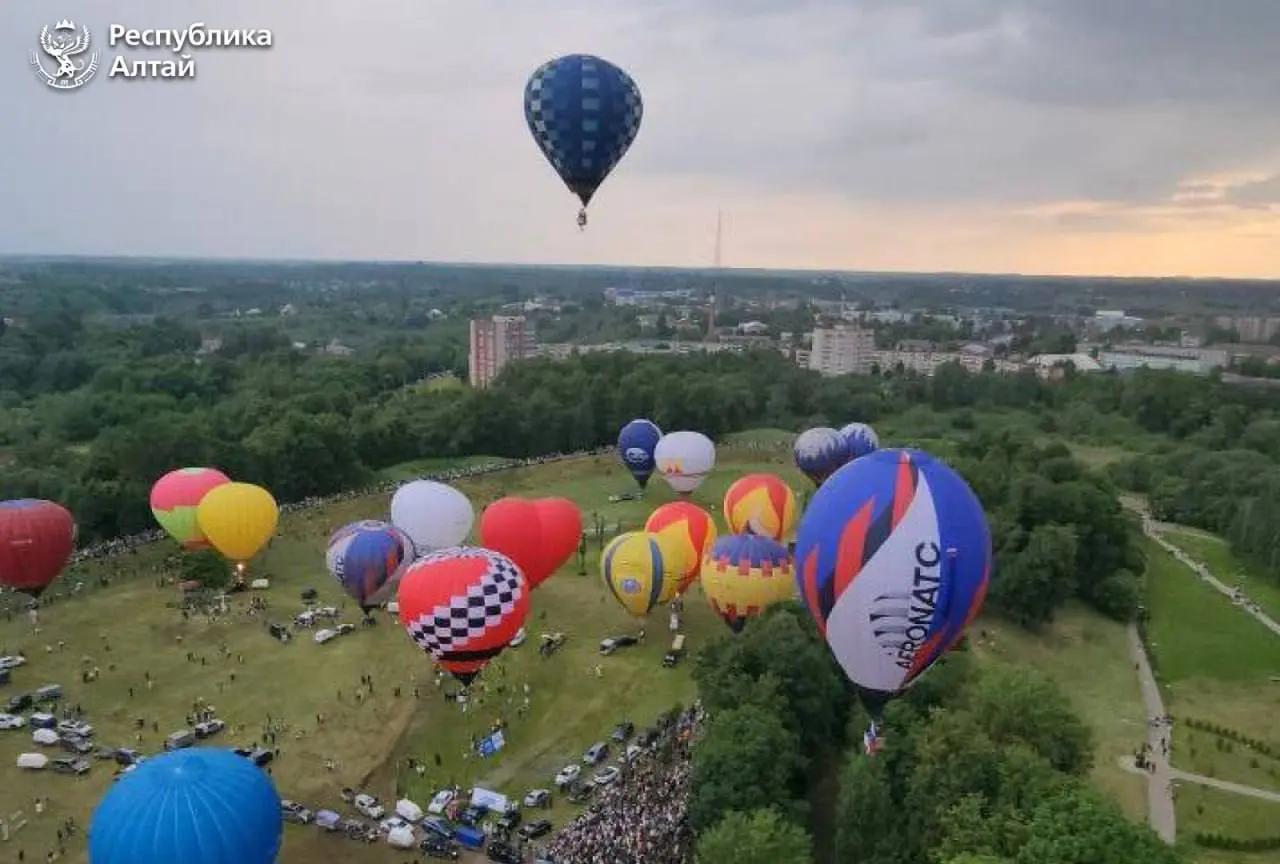Международная встреча воздухоплавателей в Великих Луках