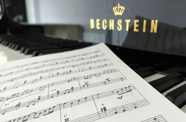 🎵 Музыкальный вечер "Звени гитара, пой струна"