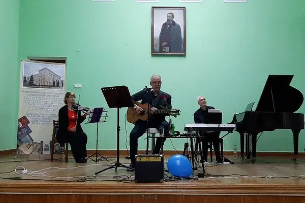 Концерт авторской песни "Булат Окуджава. Песни поколений"