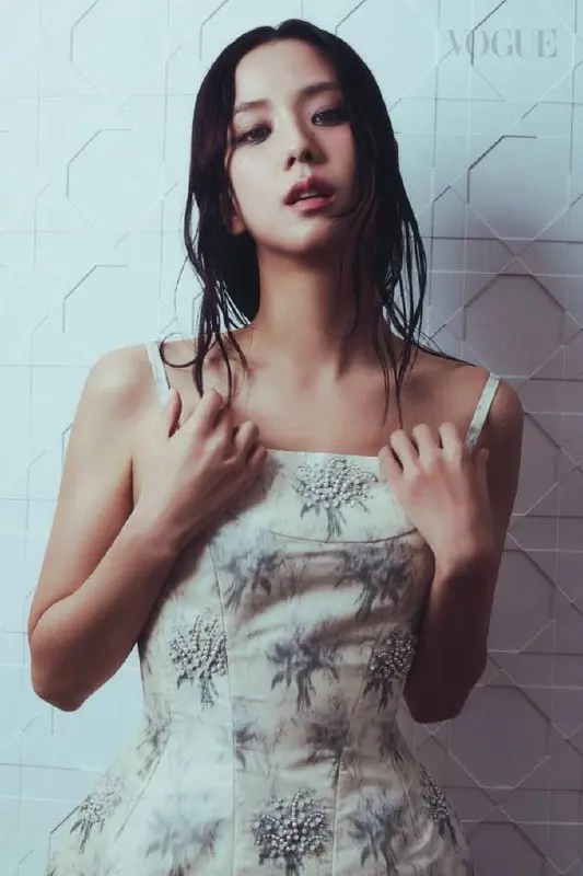 Vogue Singapore, June 25