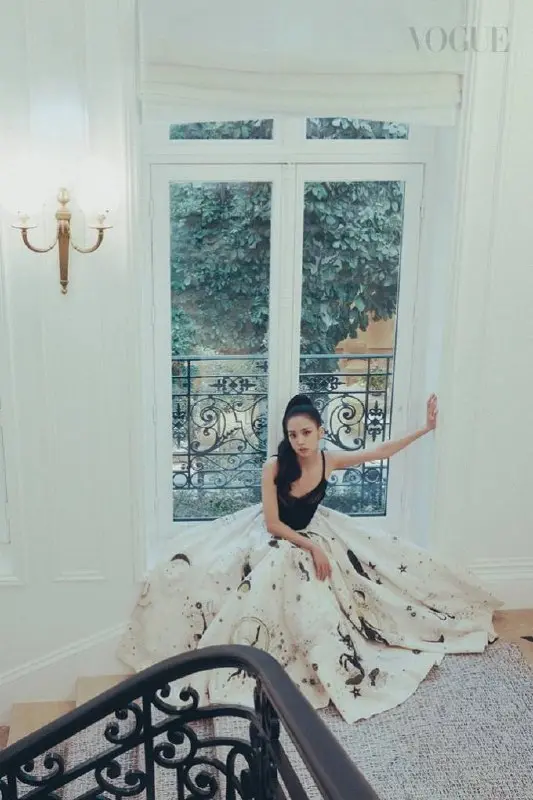 Vogue Singapore, June 25