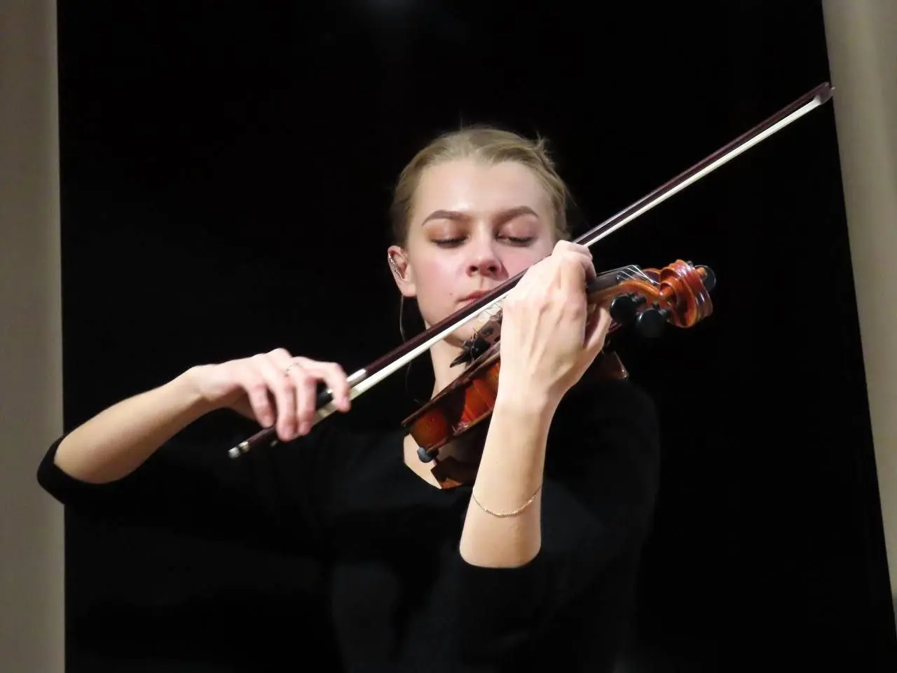 Концерт живой музыки