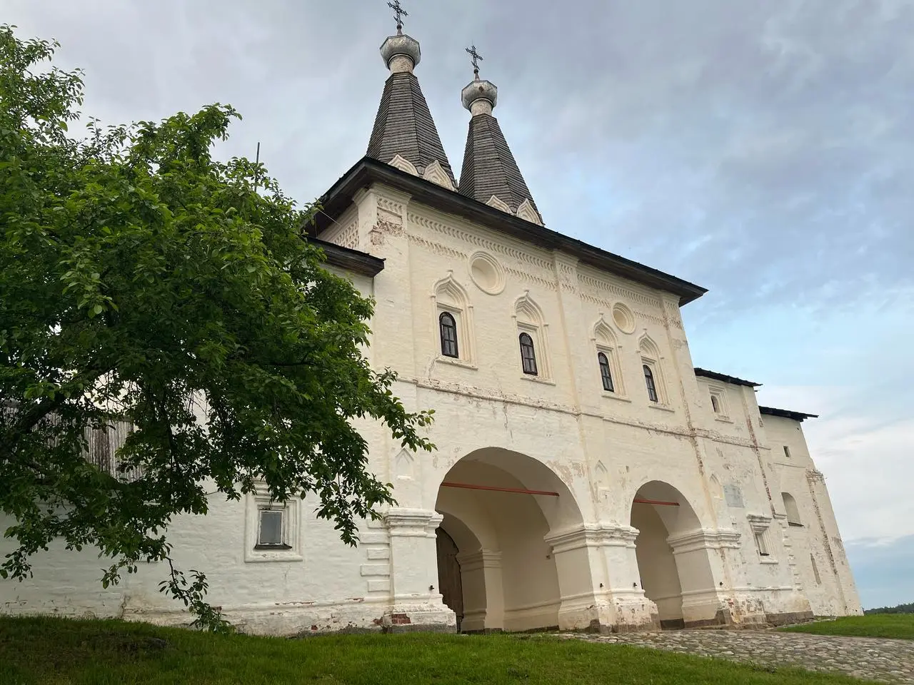 Школа Дионисия, семейный лагерь в Кириллове (Русский Север)