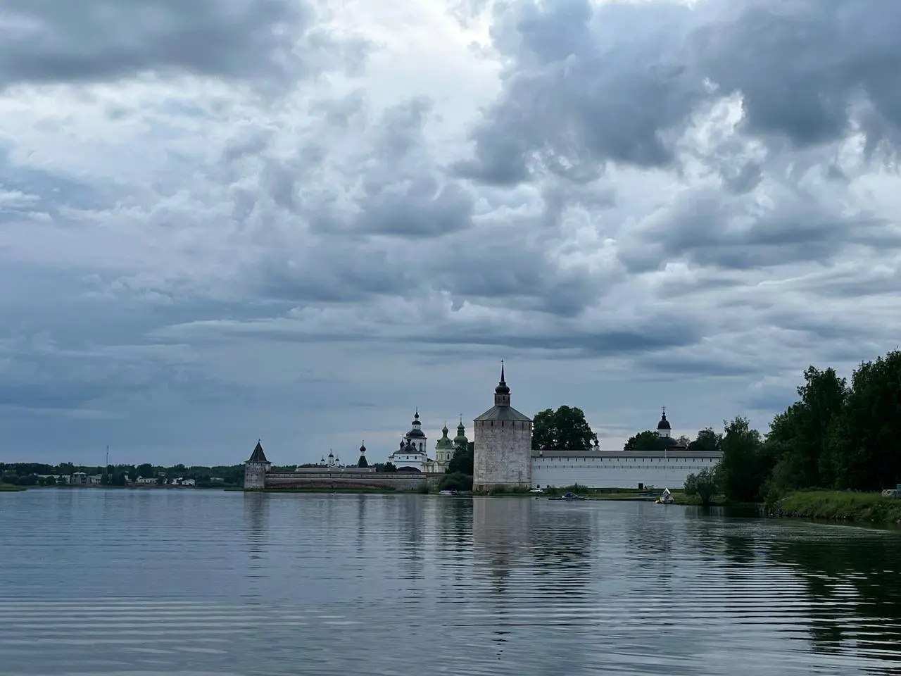 Школа Дионисия, семейный лагерь в Кириллове (Русский Север)