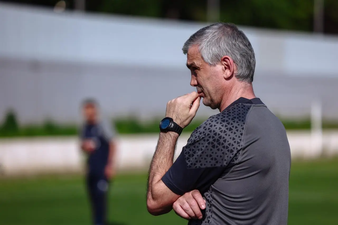 Тренерский штаб Магомеда Адиева в «Крыльях Советов»