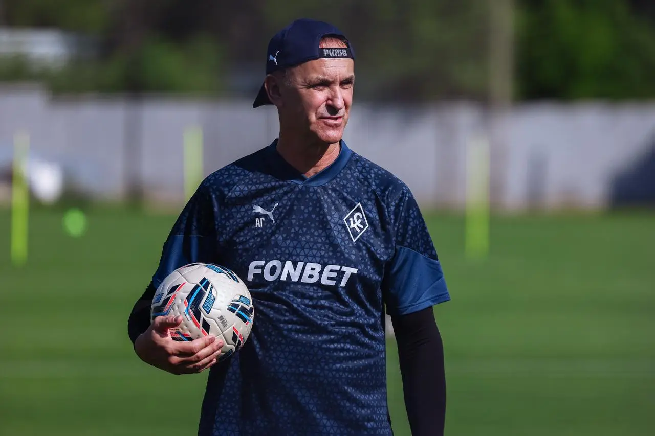 Тренерский штаб Магомеда Адиева в «Крыльях Советов»