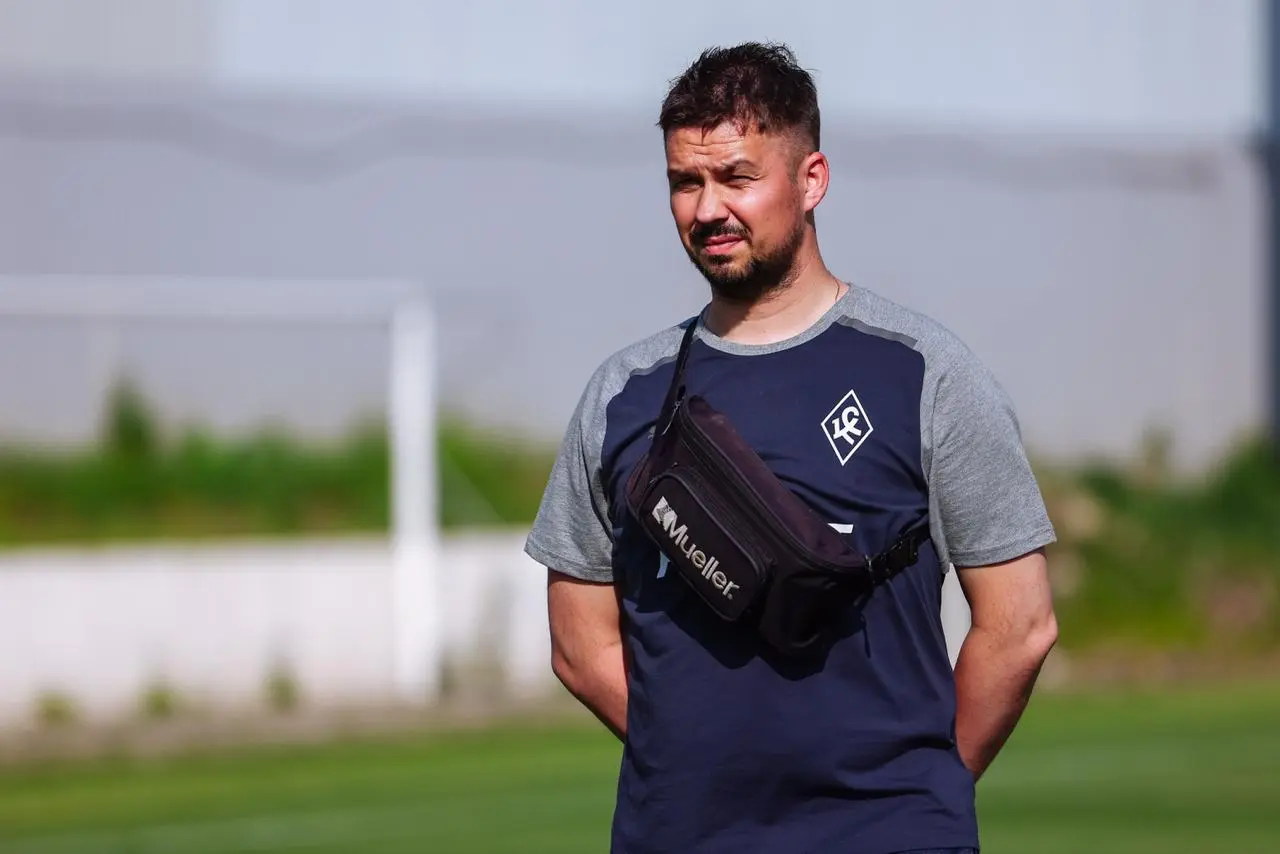 Тренерский штаб Магомеда Адиева в «Крыльях Советов»