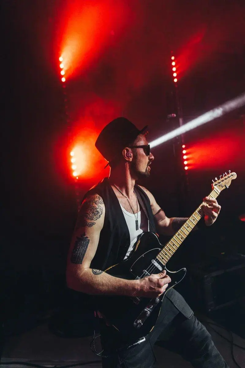 Дима Рессер на ARTSREDA