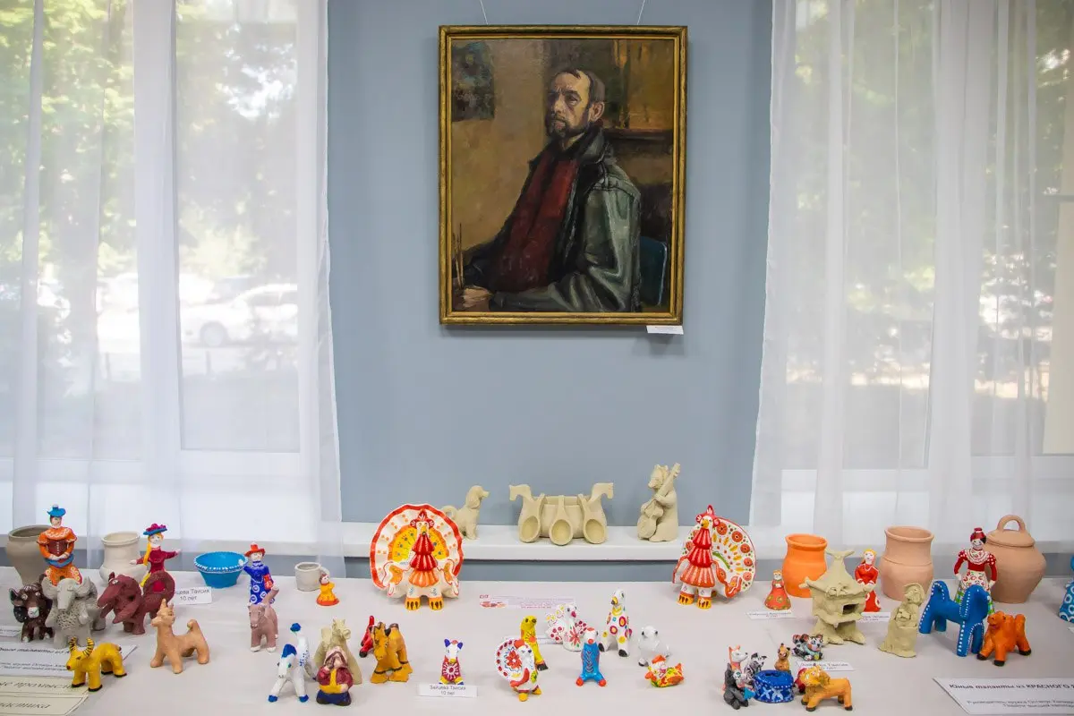 Выставка изделий из глины в Центре культурного развития "Берегиня"