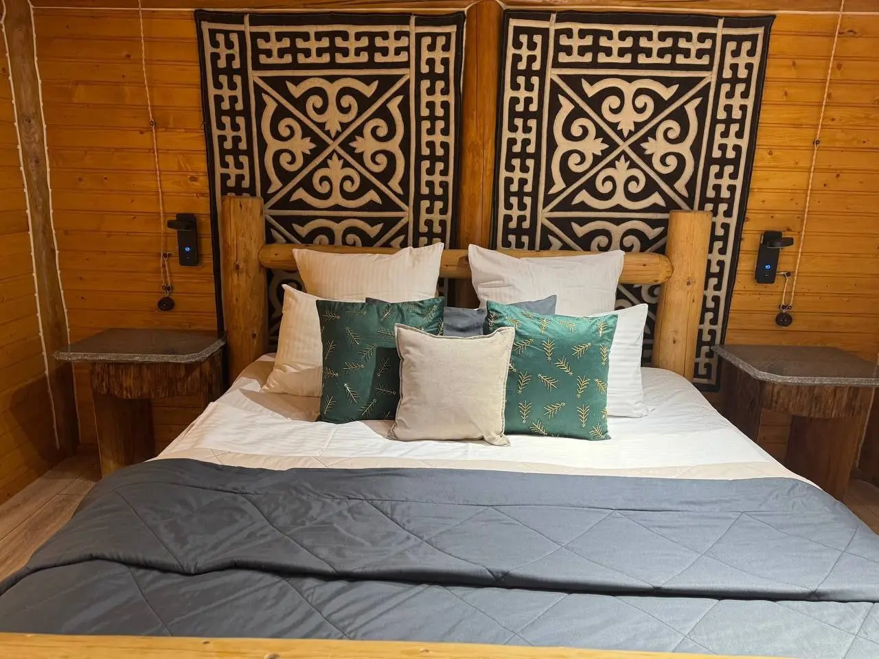 relax space "Чёрная белка"