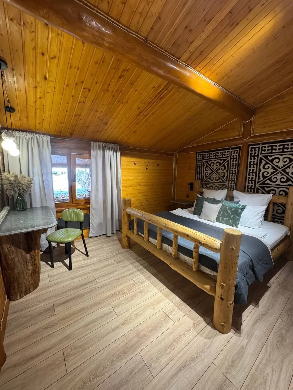 relax space "Чёрная белка"