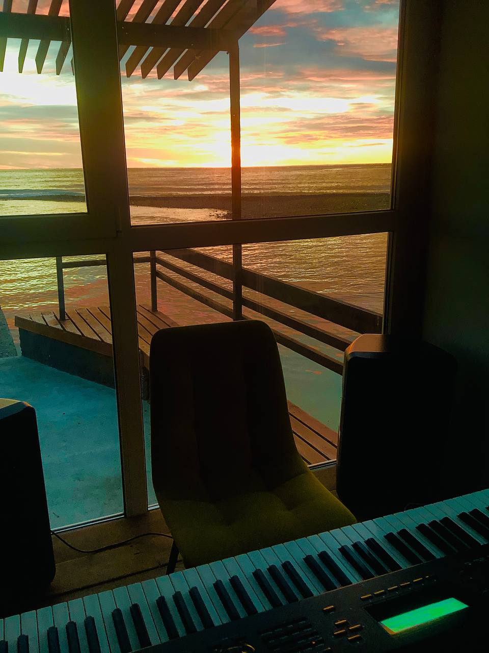 Фортепиано на закате