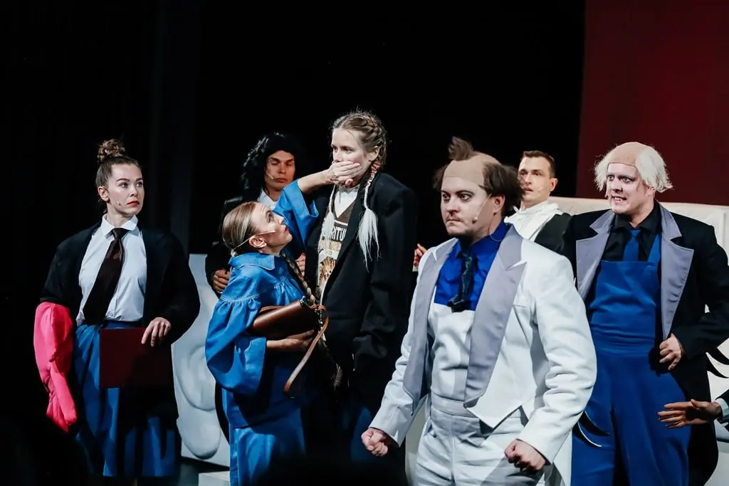 Парад премьер в Молодежном театре